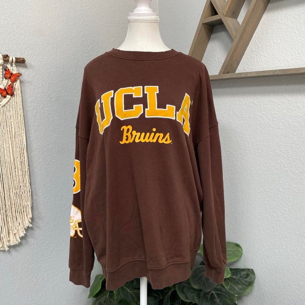 DIVIDED H&M UCLA BRUINS BROWN YELLOW LOGO SWEATSHIRT OVERSIZED ACADEMIA NORMCORE